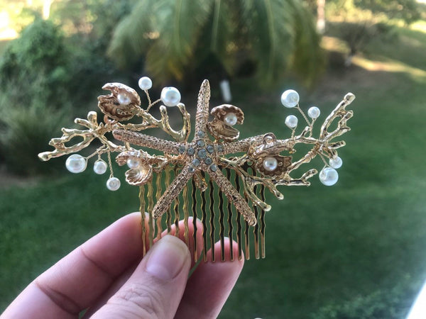 Starfish comb with pearls