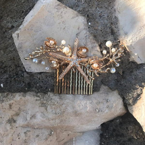 Starfish comb with pearls