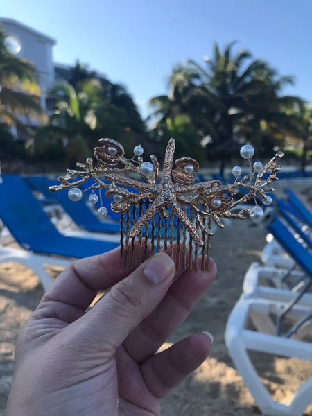Starfish comb with pearls