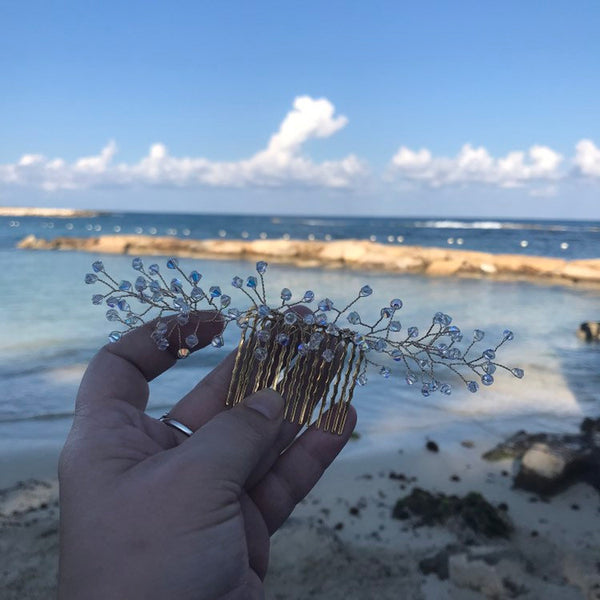 Bridal sparkle comb