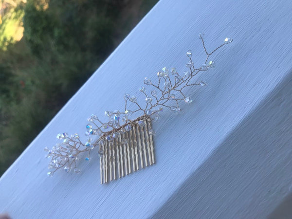 Bridal sparkle comb
