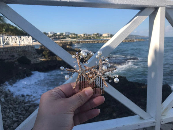 Starfish comb with pearls