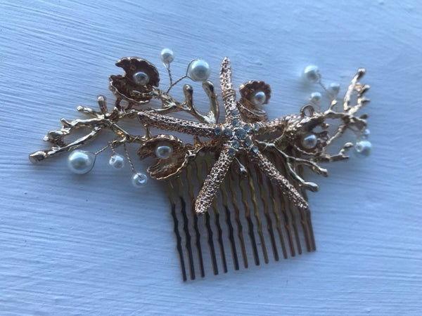 Starfish comb with pearls