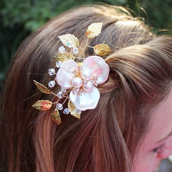 White Pearl Flower Mini Comb